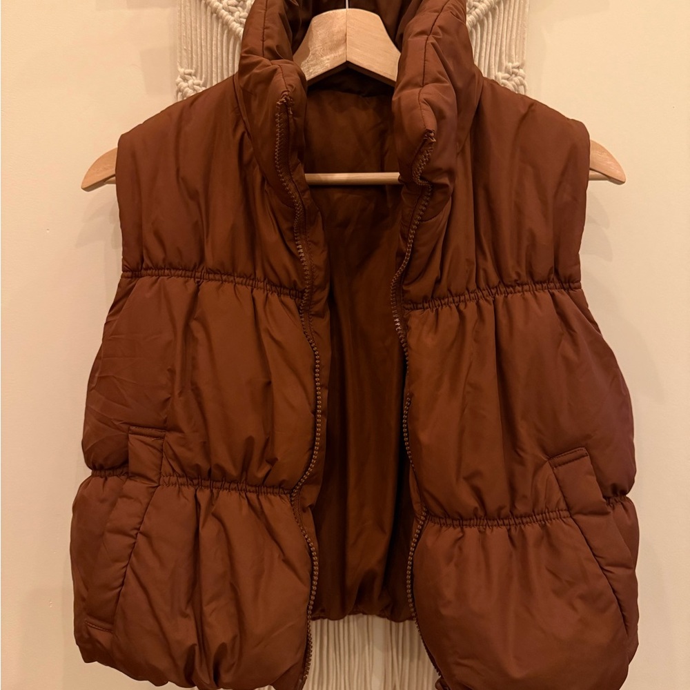 Amazon Rust Brown Quilted Puffer Vest with High Collar